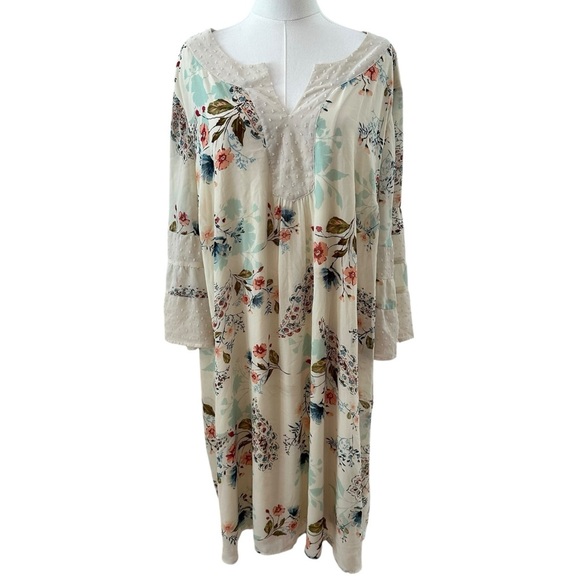 Women's 3X Ivory Floral Cottage Flowy PLUS Bell Sleeve Festival Curvy Soft Dress - Picture 8 of 8